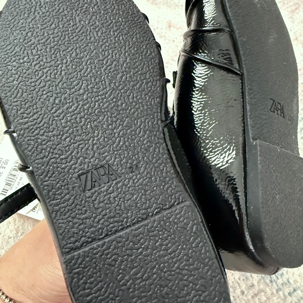 Zara Kids Black Ruched Mary Janes - Picture 3 of 3